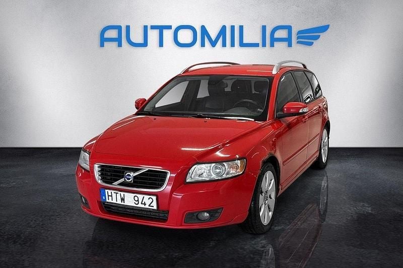 Röd Begagnad 2008 Volvo V50 Summum Kombi | 34 900 kr (Dyr) - Bild 1/4