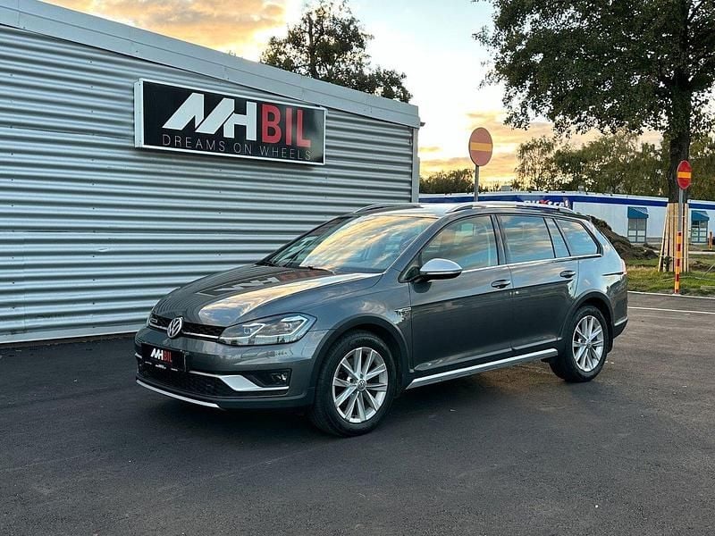Mörkgrå Begagnad 2018 VW Golf Alltrack Kombi | 169 900 kr (Lite dyr) - Bild 1/4
