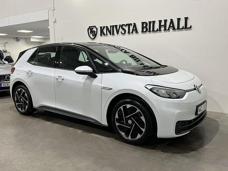 Begagnad VW ID.3 Pro Performance 150 kW (204 HK) 2021 Vit Halvkombi