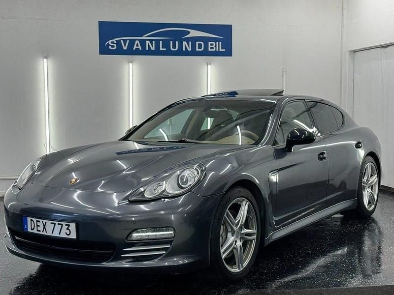 Svart Begagnad 2010 Porsche Panamera 4S Sedan | 239 800 kr (Lite dyr) - Bild 1/4