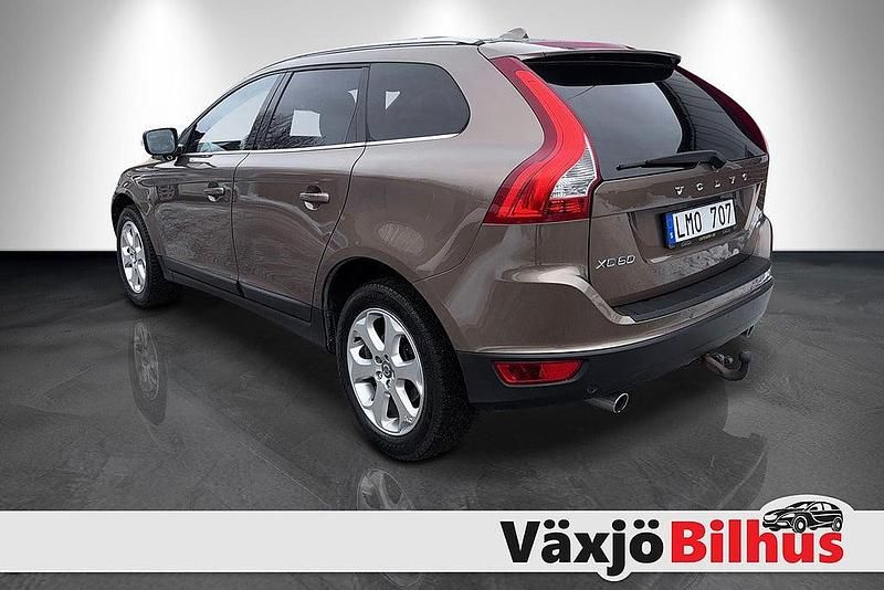 Begagnad Volvo XC60 Summum 205 HK (150 kW) 2010 Brun SUV