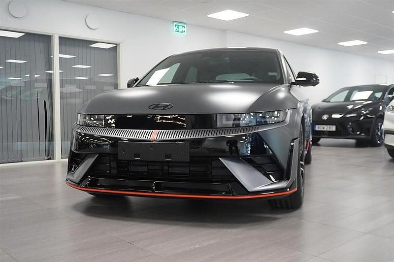 Begagnad Hyundai Ioniq 5 2024 Grå SUV