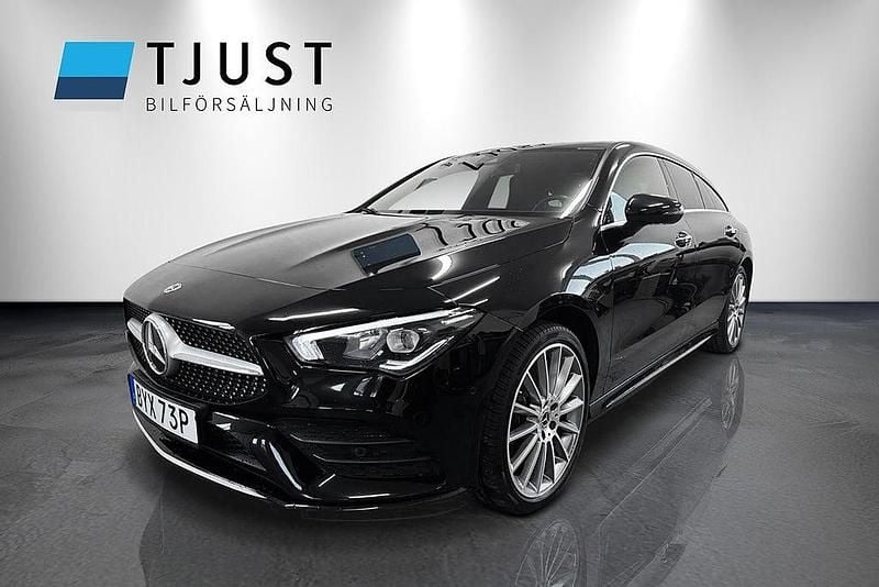 Begagnad Mercedes CLA250e Shooting Brake AMG 218 HK (160 kW) 2022 Svart Kombi