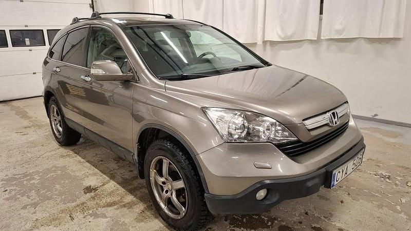 Grå Begagnad 2008 Honda CR-V SUV | 43 900 kr (Marknadspris) - Bild 1/4