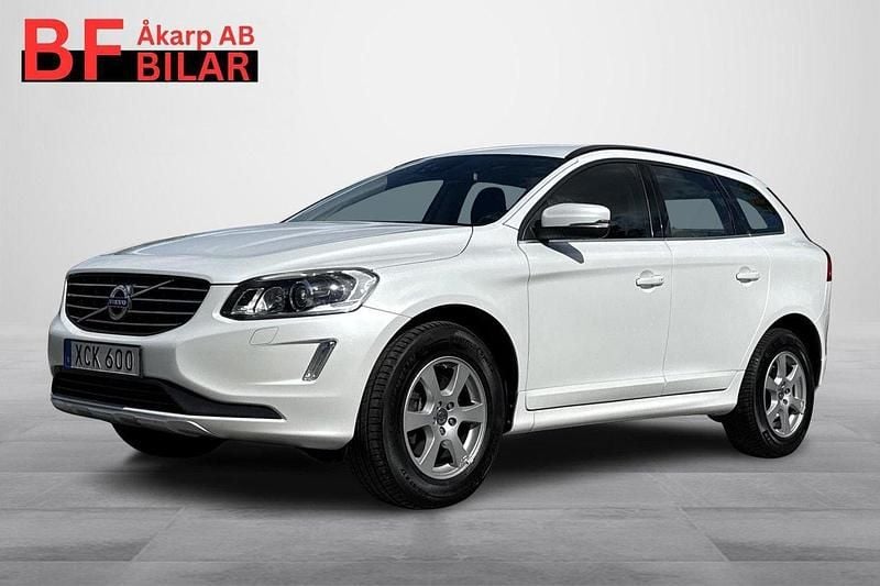 Vit Begagnad 2014 Volvo XC60 Momentum SUV | 168 500 kr (Marknadspris) - Bild 1/4