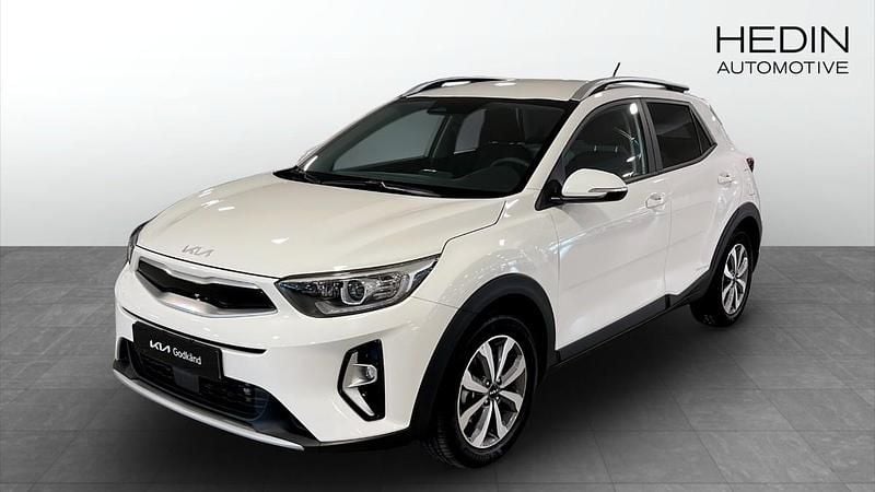 Vit (white) Begagnad 2022 Kia Stonic 4 SUV | 219 900 kr (Marknadspris) - Bild 1/4