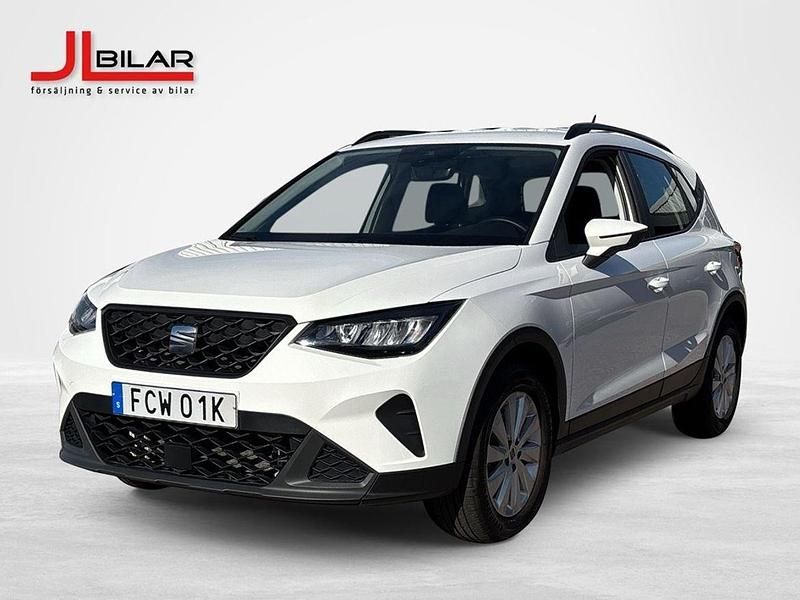Vit Begagnad 2022 Seat Arona SUV | 209 900 kr (Lite dyr) - Bild 1/3