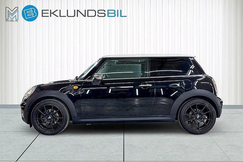 Begagnad Mini Cooper D Chili 109 HK (80 kW) 2010 Midnight black metallic Halvkombi