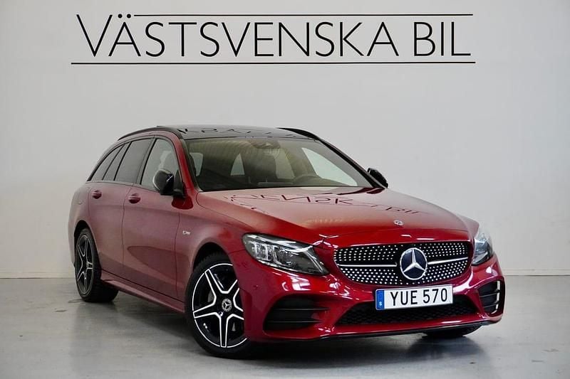 Röd Begagnad 2018 Mercedes C220 AMG Kombi | 319 000 kr (Dyr) - Bild 1/4