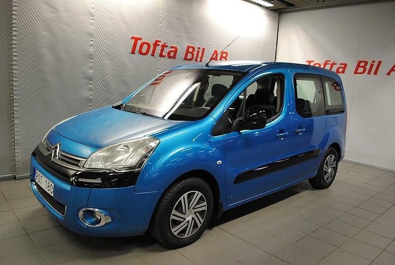 Begagnad Citroën Berlingo 92 HK (67 kW) 2013 Blå Minibuss