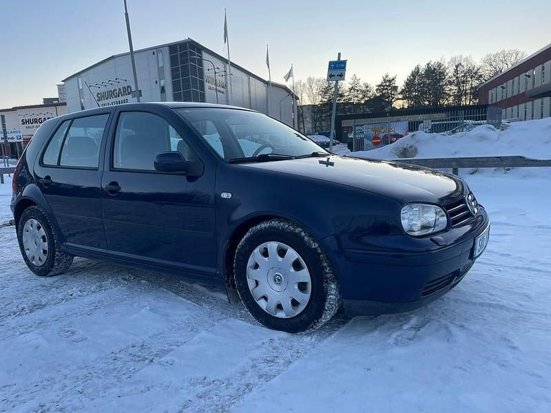 Begagnad 2002 VW Golf IV | 31 000 kr (Marknadspris) - Bild 1/4