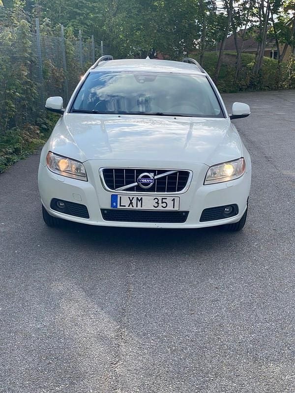 Begagnad Volvo V70 180 HK (132 kW) 2012 Kombi