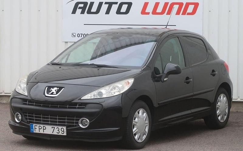 Svart (svartmetallic) Begagnad 2007 Peugeot 207 GTi Halvkombi | 36 000 kr (Marknadspris) - Bild 1/4