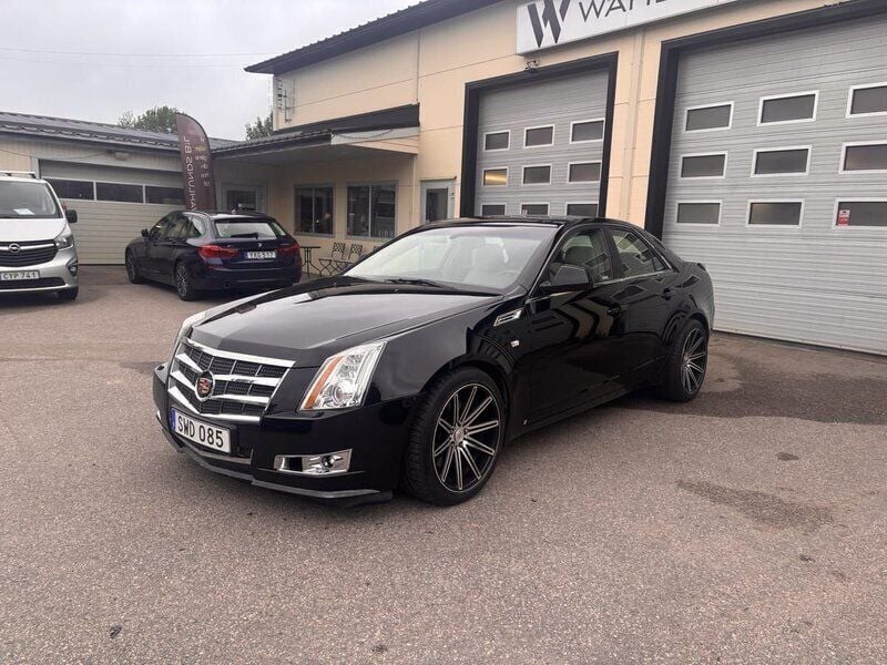 Svart Begagnad 2008 Cadillac CTS Sedan | 99 000 kr - Bild 1/4