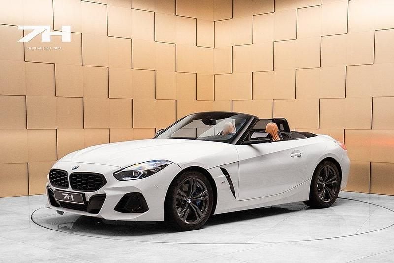 Begagnad 2023 BMW Z4 M Sport Cab | 679 000 kr (Dyr) - Bild 1/4