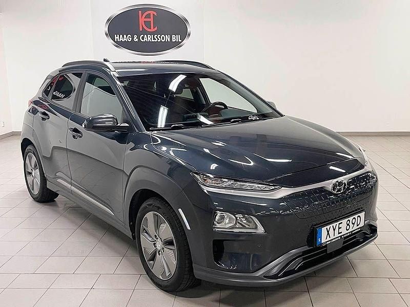 Grå Begagnad 2019 Hyundai Kona SUV | 179 000 kr (Marknadspris) - Bild 1/4