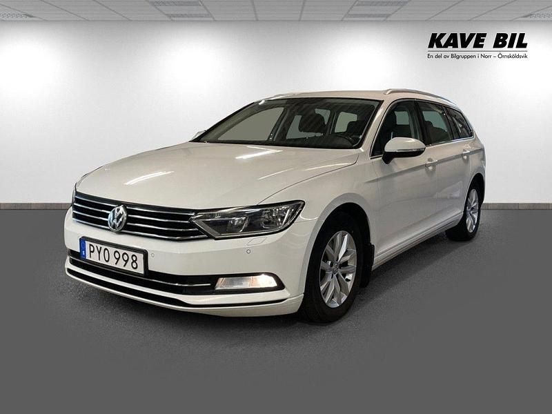Vit Begagnad 2016 VW Passat Kombi | 149 900 kr (Bra pris) - Bild 1/4