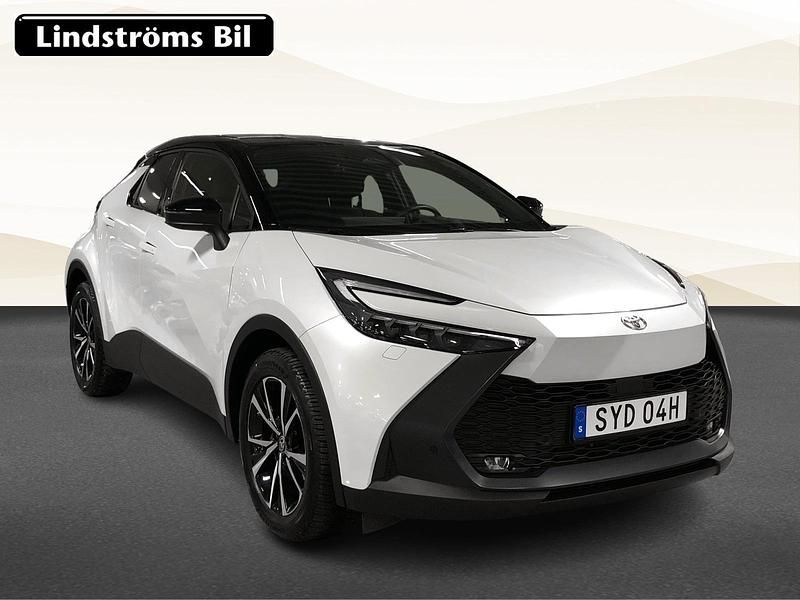 Begagnad Toyota C-HR Style 226 HK (166 kW) 2024 Vit SUV