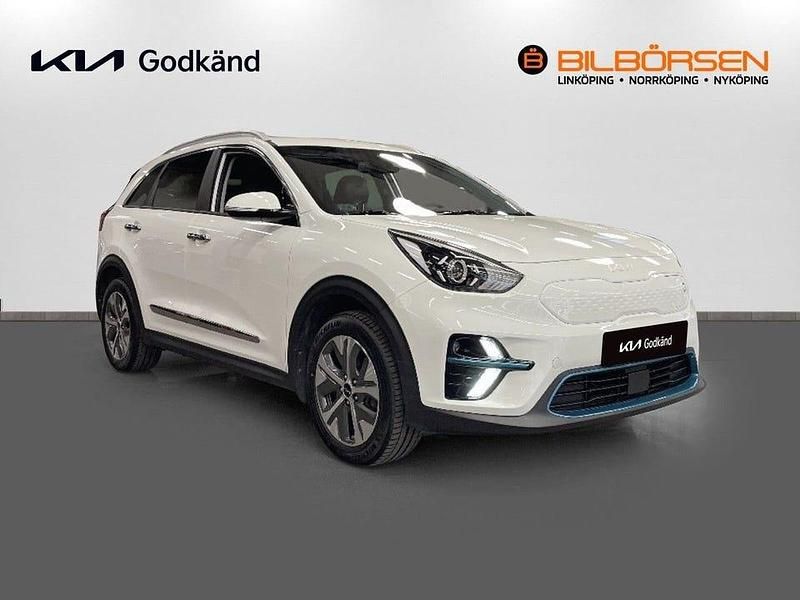 Begagnad Kia e-Niro Advance 150 kW (204 HK) 2022 Vit SUV
