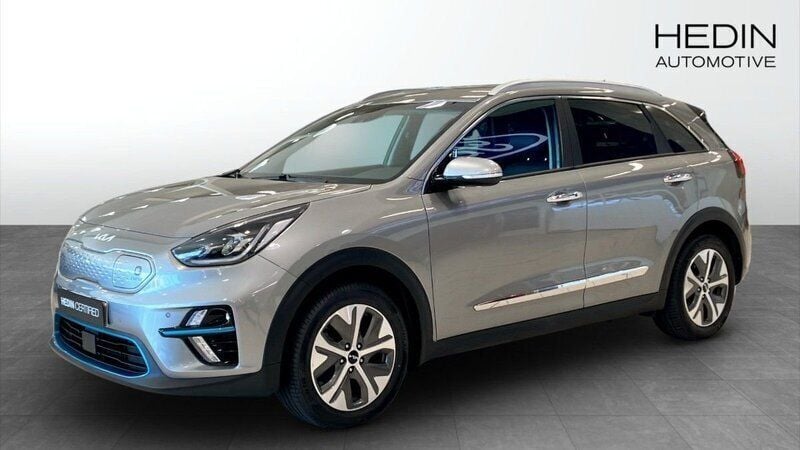 Grå (grey) Begagnad 2021 Kia e-Niro Advance SUV | 249 900 kr (Marknadspris) - Bild 1/4