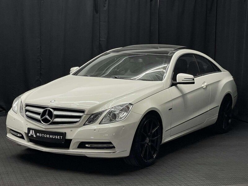 Vit Begagnad 2012 Mercedes E200 SE Sportkupé | 114 800 kr (Marknadspris) - Bild 1/4