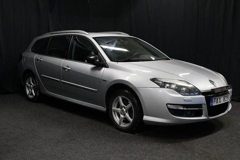 Begagnad Renault Laguna GrandTour Bose Edition 173 HK (127 kW) 2011 Silver Kombi