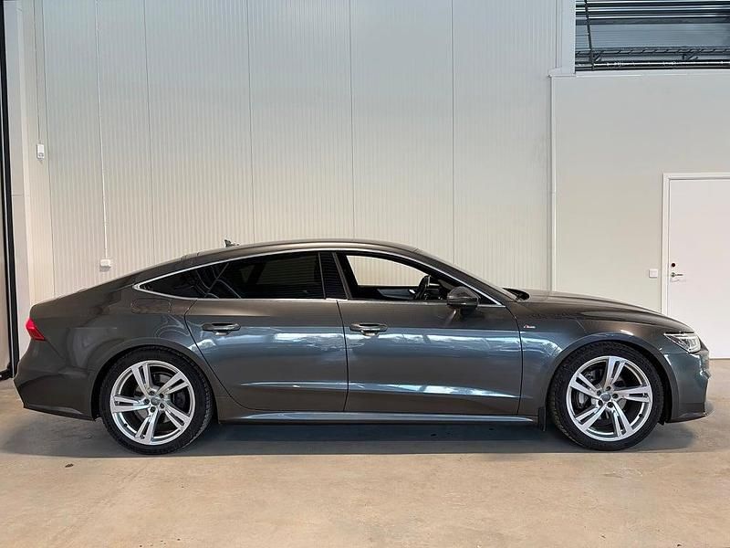 Begagnad Audi A7 S-Line 245 HK (180 kW) 2019 Grå Halvkombi