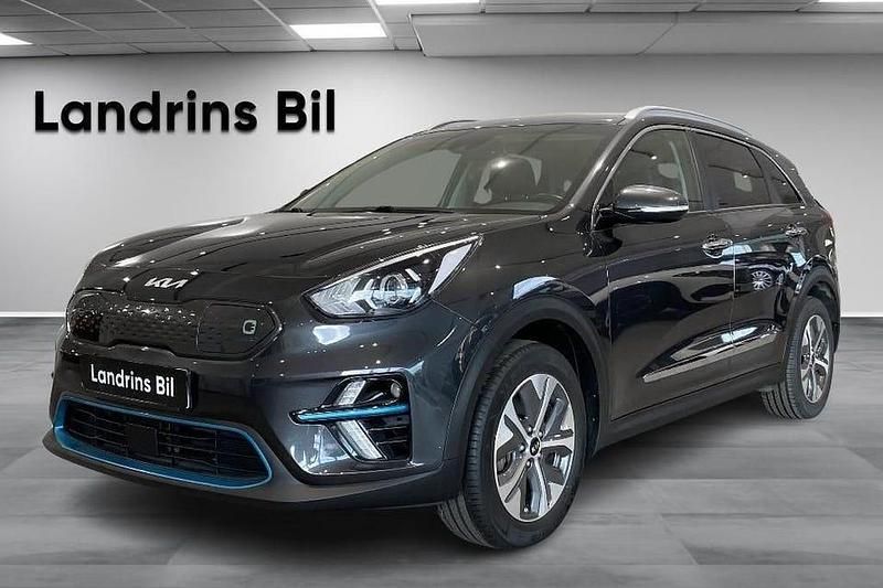 Grå Begagnad 2021 Kia e-Niro Advance SUV | 259 000 kr (Marknadspris) - Bild 1/4