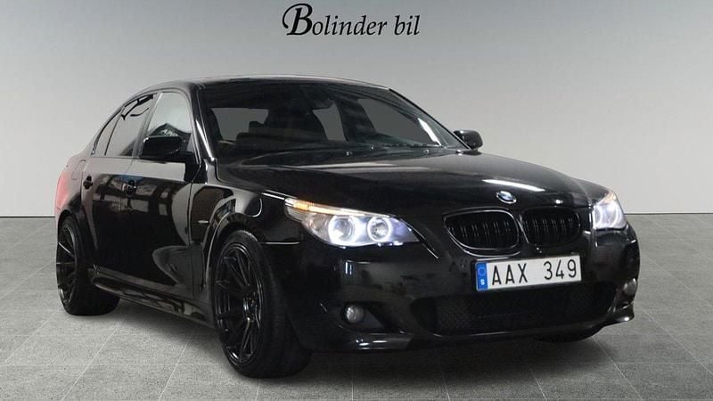 Svart Begagnad 2006 BMW 525 M Sport Sedan | 78 900 kr (Lite dyr) - Bild 1/4