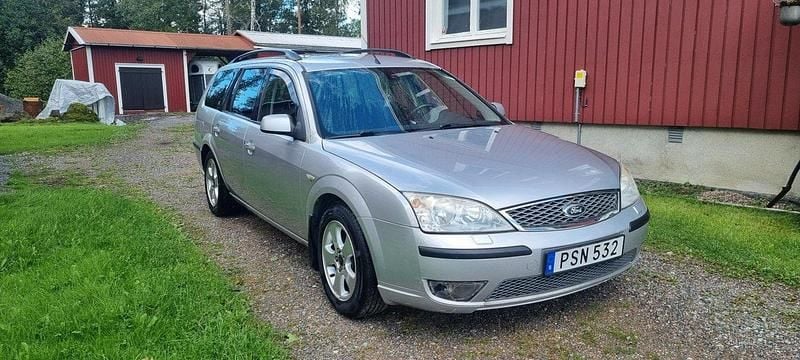 Grå Begagnad 2007 Ford Mondeo Kombi | 12 000 kr (Bra pris) - Bild 1/4