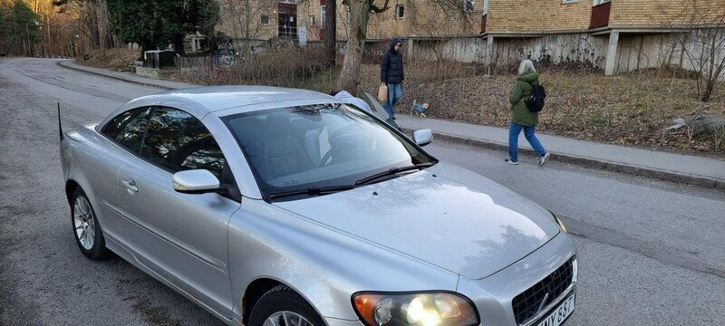 Grå Begagnad 2006 Volvo C70 Summum Cab | 99 000 kr (Bra pris) - Bild 1/4