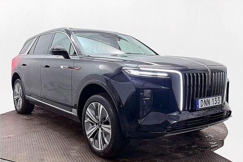 Begagnad Hongqi E-HS9 405 kW (551 HK) 2022 Svart SUV
