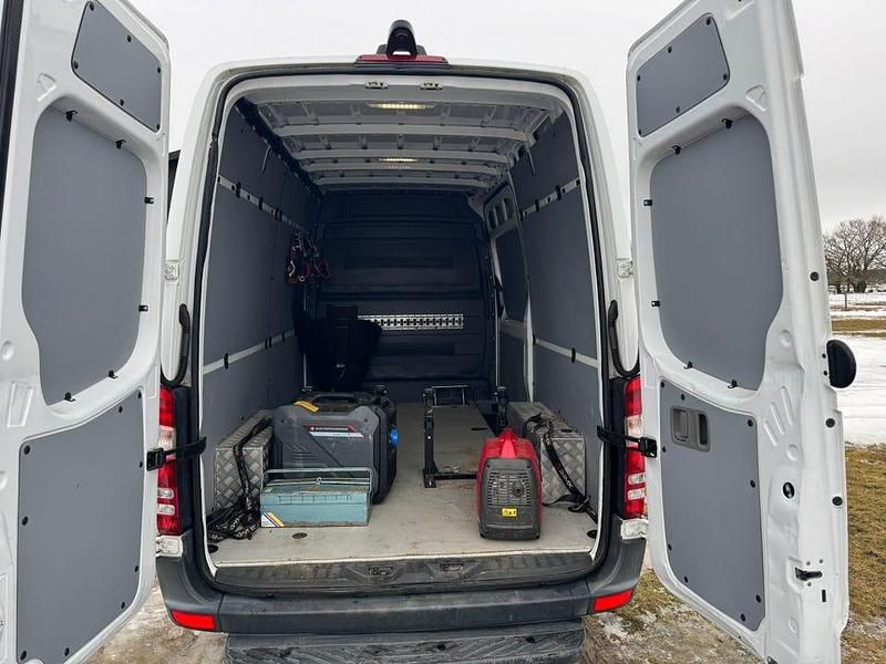 Begagnad Mercedes Sprinter 163 HK (119 kW) 2017 Van