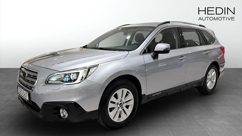 Begagnad Subaru Outback 150 HK (110 kW) 2015 Silver Kombi