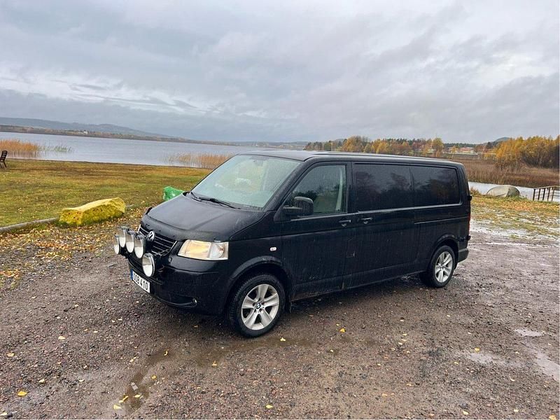 Svart Begagnad 2008 VW T5 Van | 37 000 kr (Marknadspris) - Bild 1/4