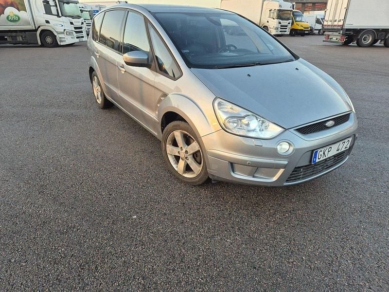 Grå Begagnad 2008 Ford S-MAX S Minibuss | 29 000 kr (Bra pris) - Bild 1/4