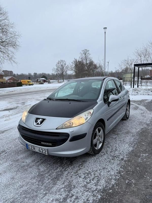 Begagnad 2007 Peugeot 207 Halvkombi | 19 000 kr (Marknadspris) - Bild 1/4