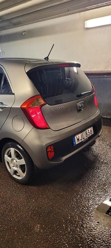 Begagnad Kia Picanto 69 HK (50 kW) 2015 Halvkombi