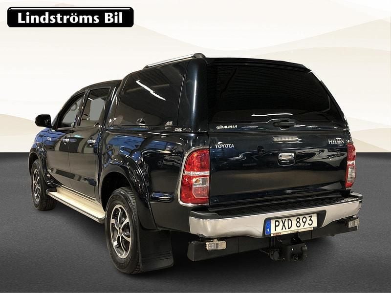 Begagnad Toyota HiLux 171 HK (125 kW) 2015 Blå Pickup