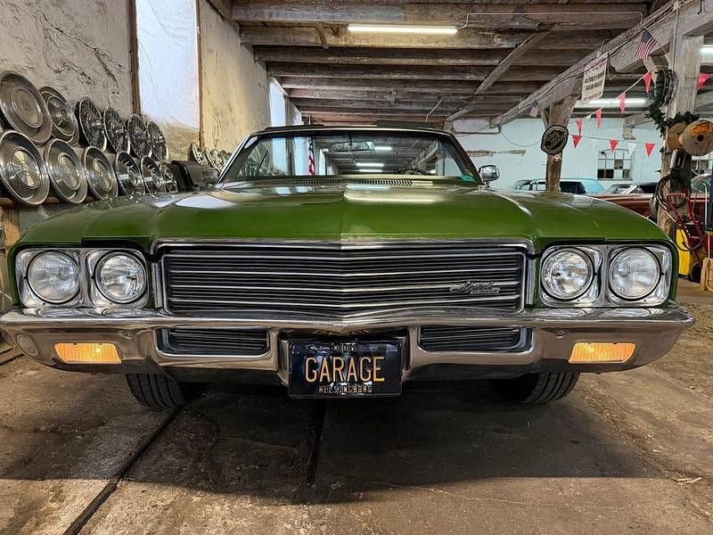 Begagnad Buick Skylark 260 HK (191 kW) 1971 Verdemist green metallic Cab
