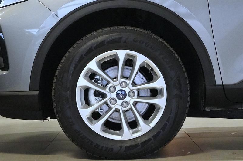 Begagnad Ford Kuga Active 243 HK (178 kW) 2025 Grå SUV