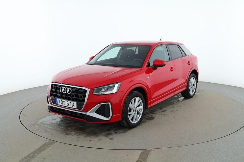 Röd Begagnad 2021 Audi Q2 S-Line SUV | 270 000 kr (Dyr) - Bild 1/3