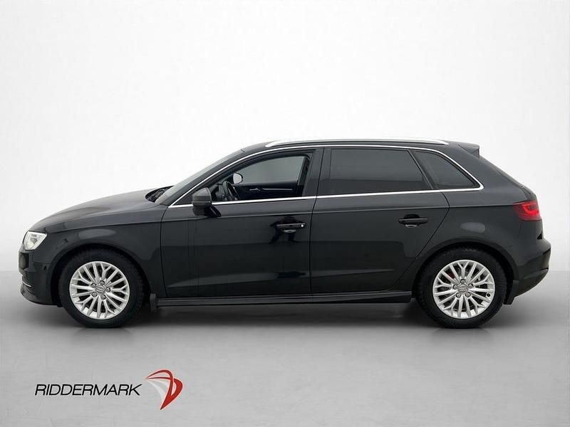Begagnad Audi A3 Attraction 110 HK (80 kW) 2015 Svart Halvkombi