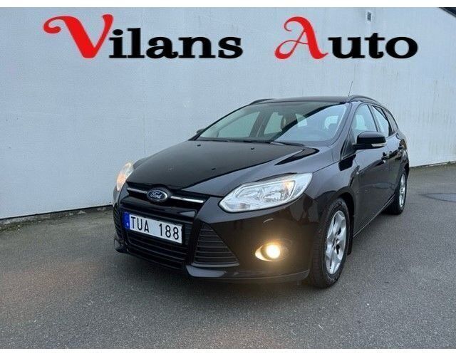 Svart Begagnad 2011 Ford Focus Trend Kombi | 49 900 kr (Marknadspris) - Bild 1/4