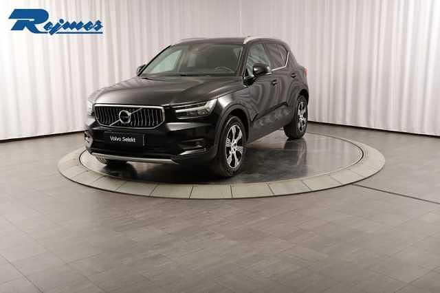 Begagnad Volvo XC40 Inscription 129 HK (94 kW) 2021 Svart SUV