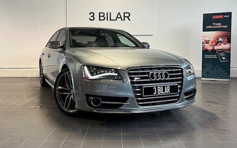 Grå Begagnad 2012 Audi S8 Design Sedan | 349 900 kr - Bild 1/4