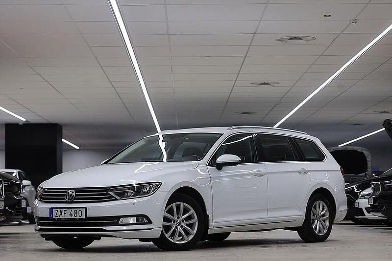 Begagnad VW Passat 150 HK (110 kW) 2017 Vit Kombi