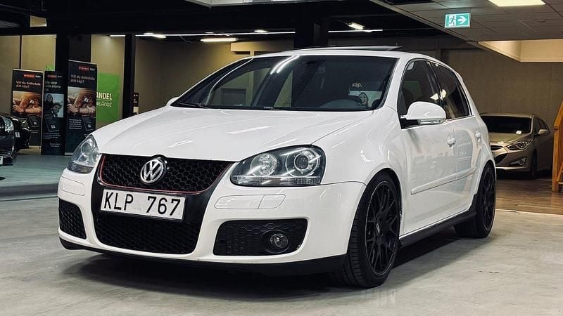 Vit Begagnad 2008 VW Golf VI GTI Halvkombi | 59 900 kr (Bra pris) - Bild 1/4