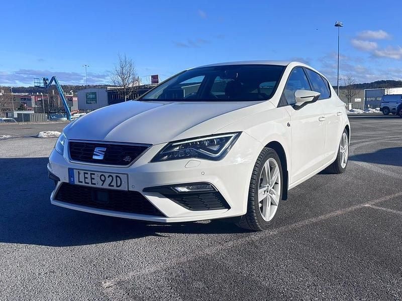 Candy white Begagnad 2019 Seat Leon FR | 119 000 kr (Bra pris) - Bild 1/4