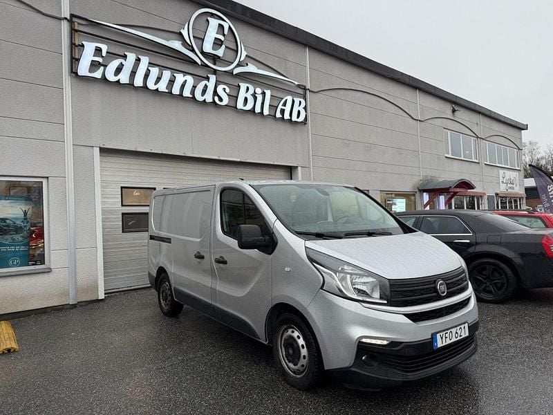 Grå Begagnad 2016 Fiat Talento Van | 89 800 kr (Superpris) - Bild 1/4
